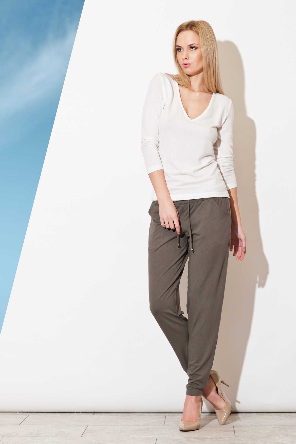 Women trousers model 29399 Figl