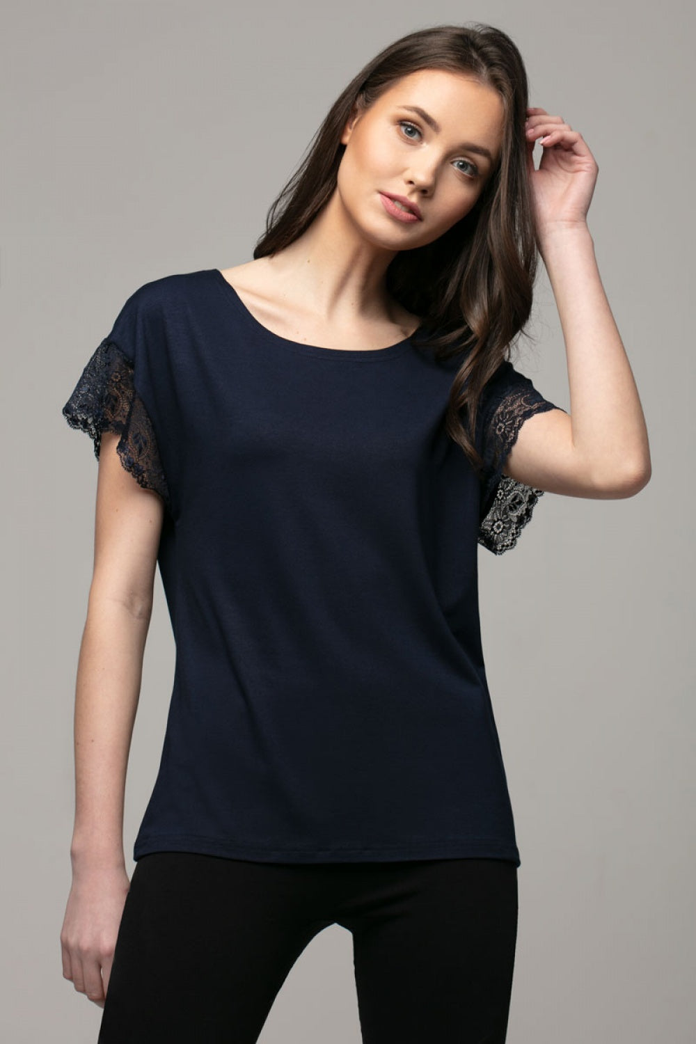 Blouse model 133545 Violana