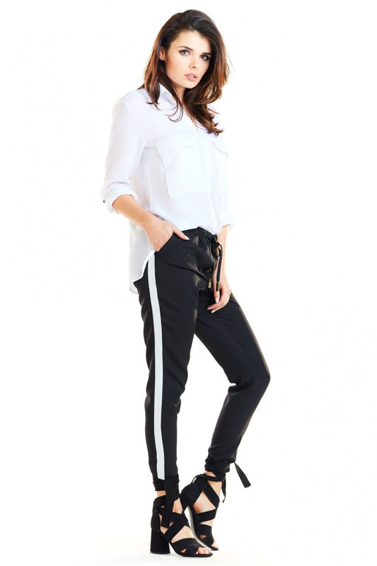 Women trousers model 140003 awama
