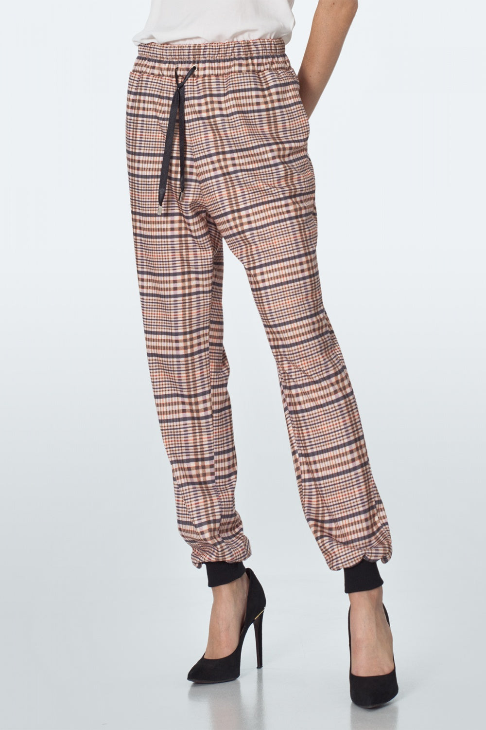 Women trousers model 148106 Nife