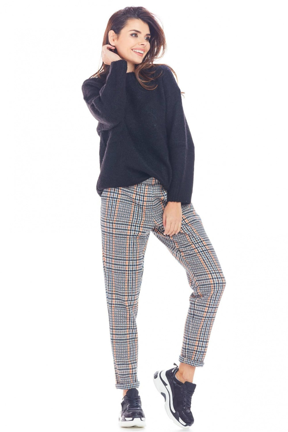 Women trousers model 148985 awama