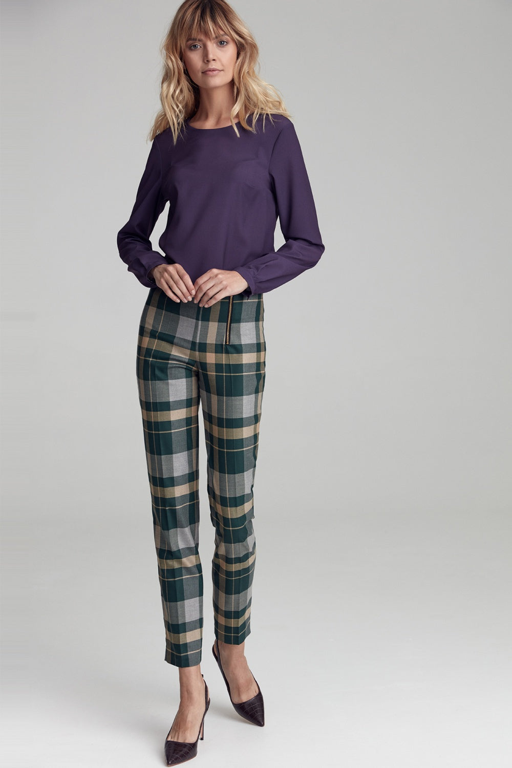Women trousers model 149389 Nife