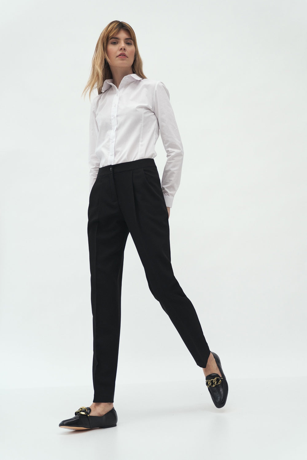 Women trousers model 152137 Nife